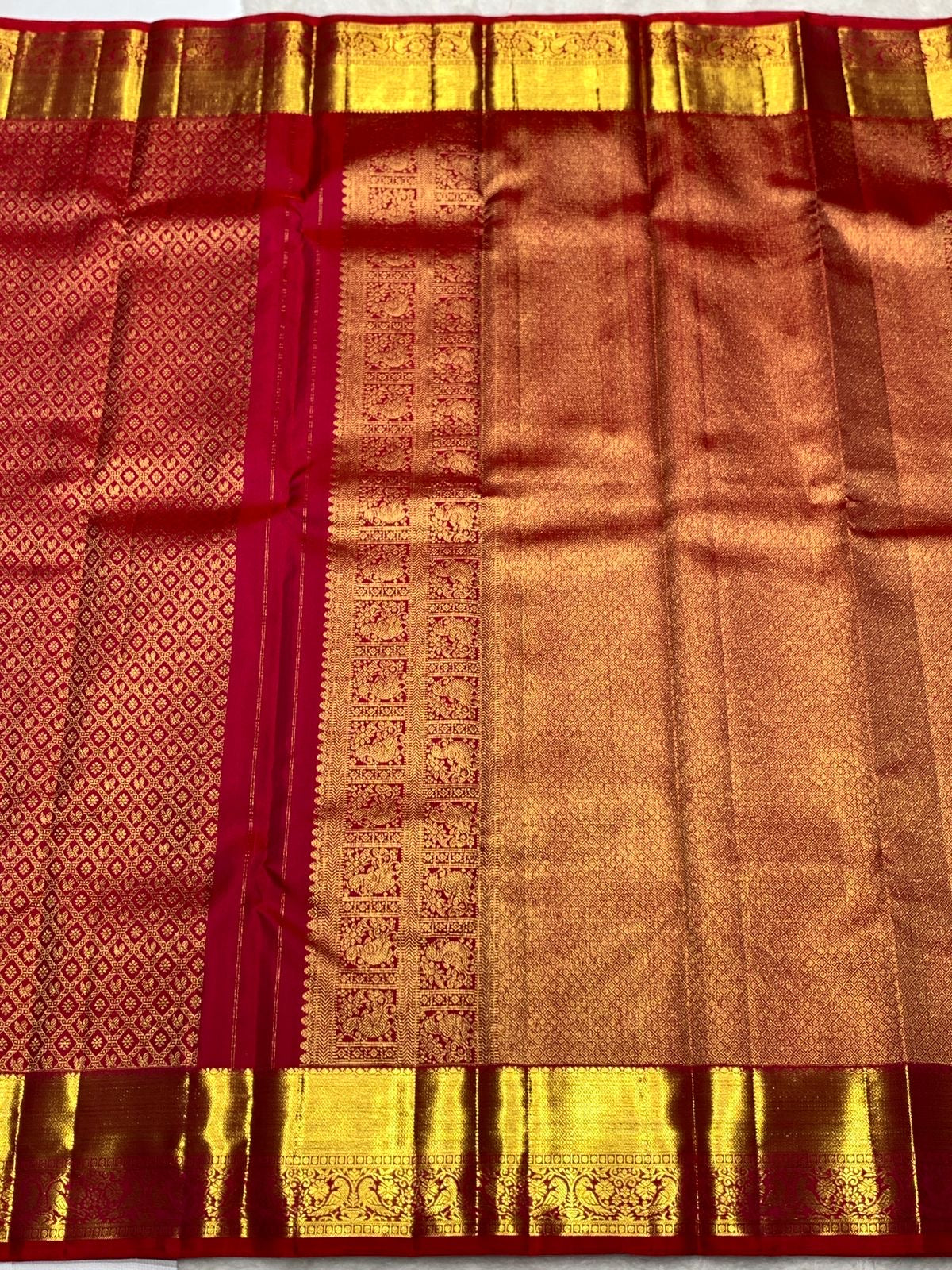 Classic Garnet Red 2gm Zari Bridal Elegance Kanchipuram Handloom Silk Saree SS24101