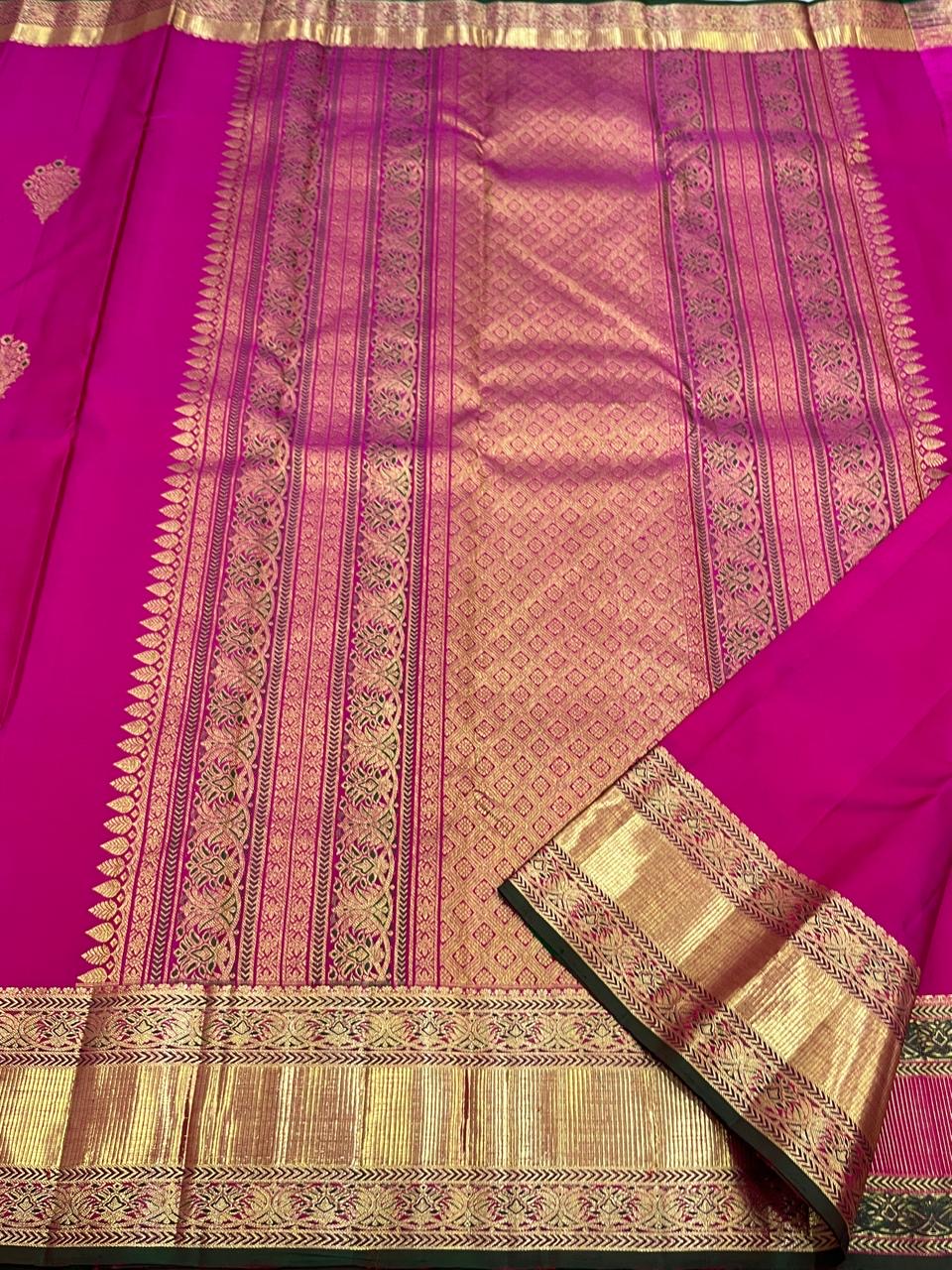 Classic Magenta Kanchipuram Handloom Silk Saree SS25622