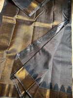 Load image into Gallery viewer, Classic Prussian Blue 4gm Gold &amp; Silver Elegance Kanjivaram Handloom Silk Saree SS23400
