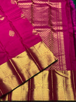 Load image into Gallery viewer, Classic Deep Pink &amp; Green Bridal Elegance Kanchipuram Handloom Silk Saree SS28461
