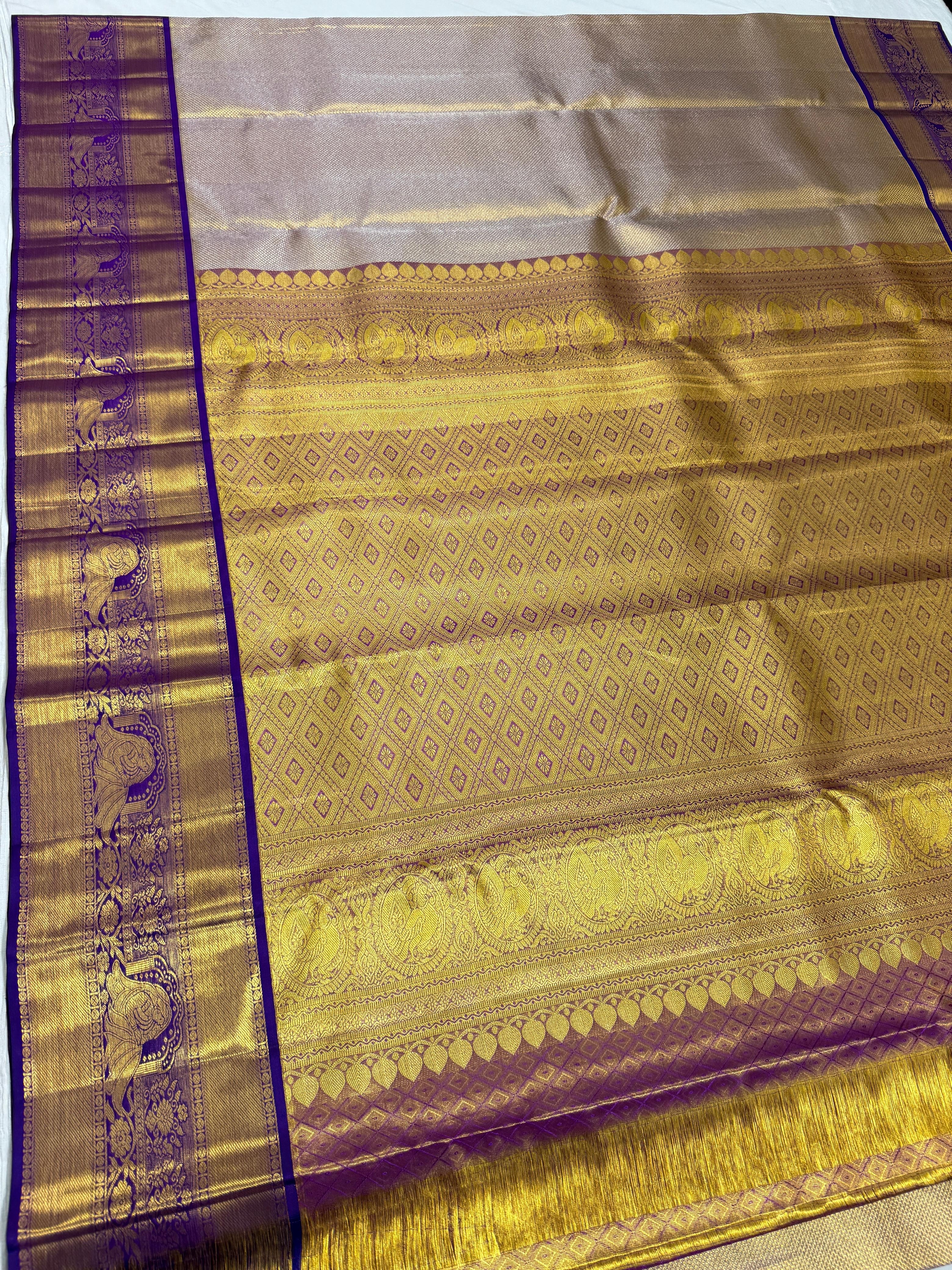 Classic Gold & Navy Blue 2gm Zari Tissue Elegance Kanchipuram Handloom Silk Saree SS24255