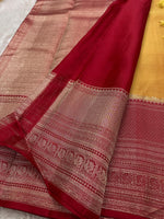 Load image into Gallery viewer, Classic Champagne Tint &amp; Ruby Red Bridal Elegance Kanchipuram Handloom Silk Saree SS26097
