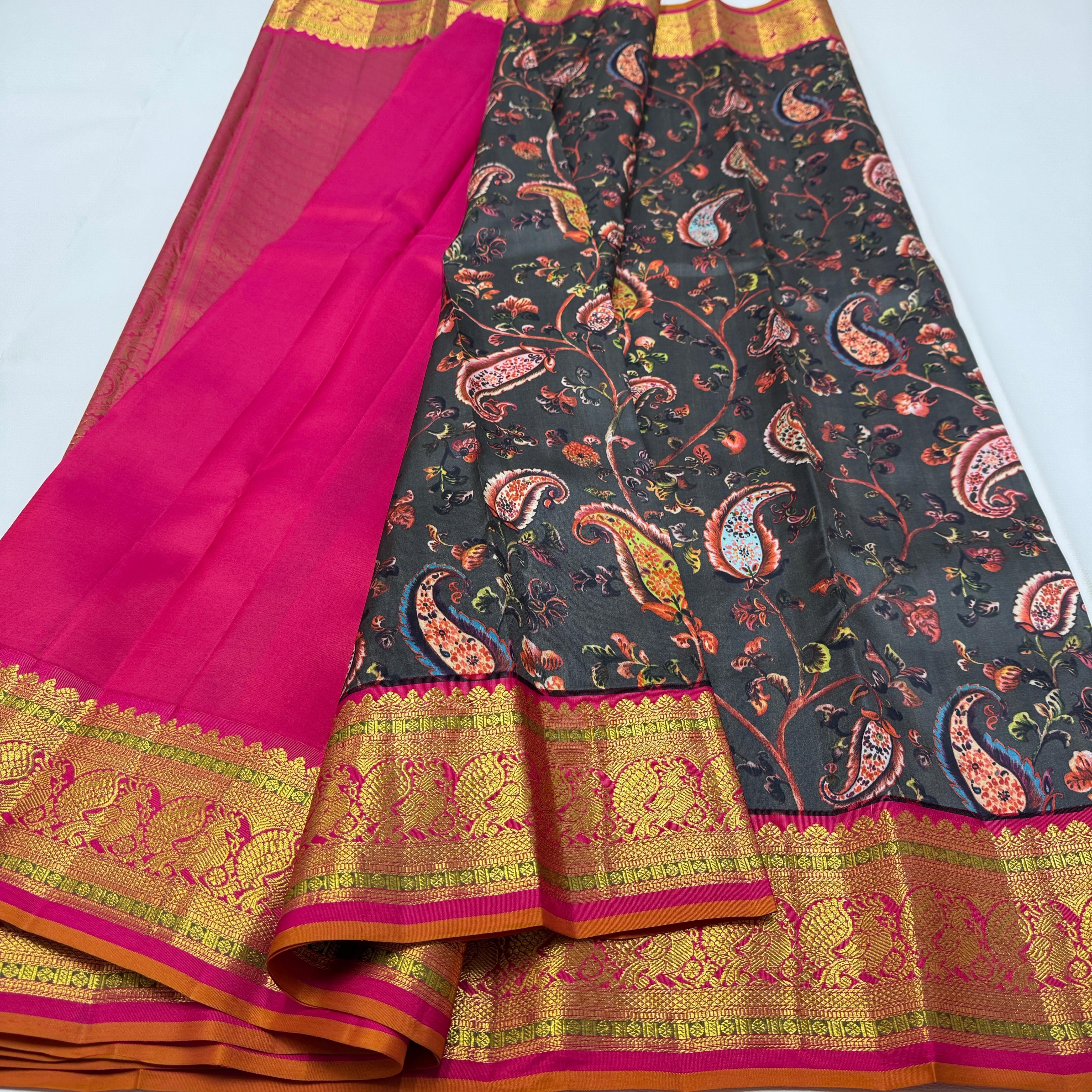 Classic Black & Orange Korvai Digital Print 2gm Zari Kanchipuram Handloom Silk Saree SS25992