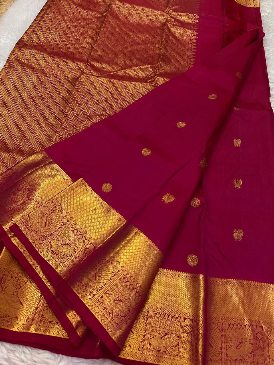 Classic Ruby Pink Elegance Kanchipuram Silk Saree SS23939