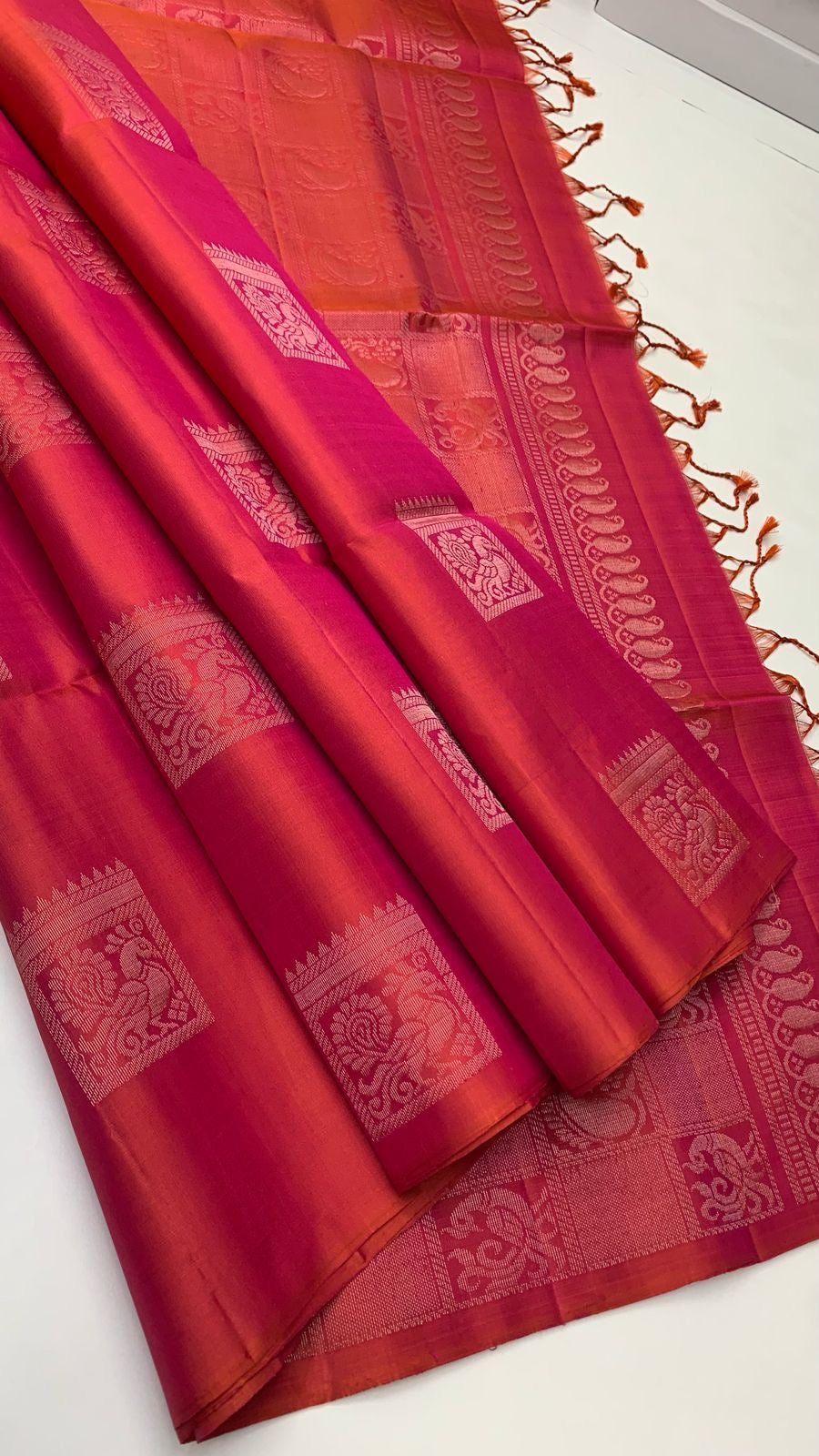 Classic Orange Pink Elegance Handloom Soft Silk Saree SS24410