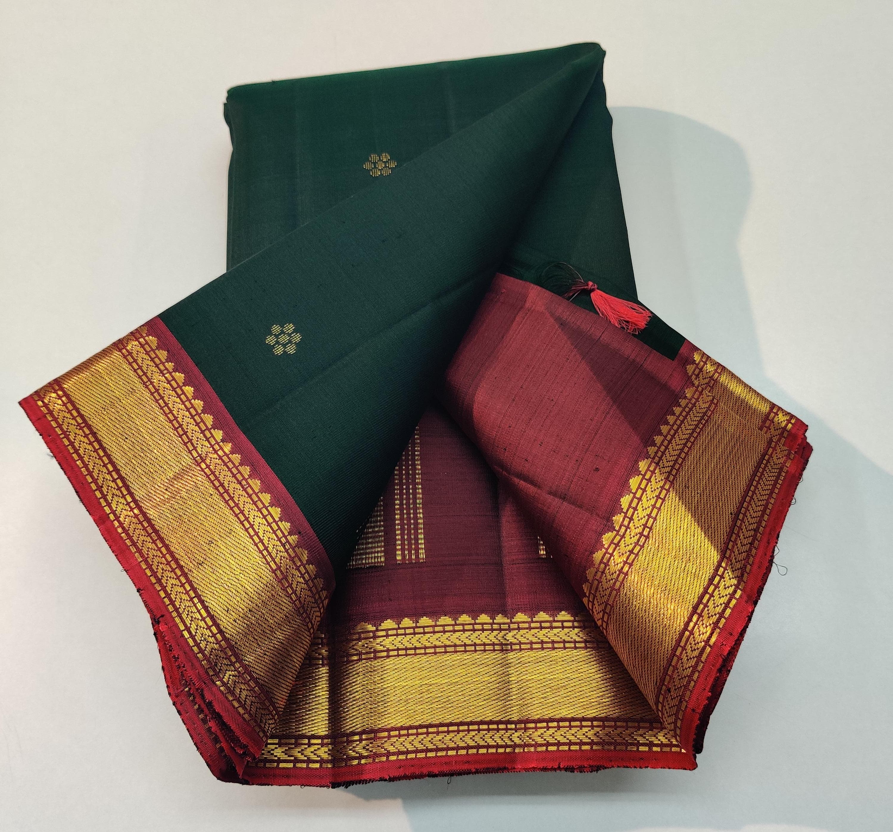 Pine Green & Maroon 1gm Zari Elegance Kanchipuram Handloom Silk Saree SS16447