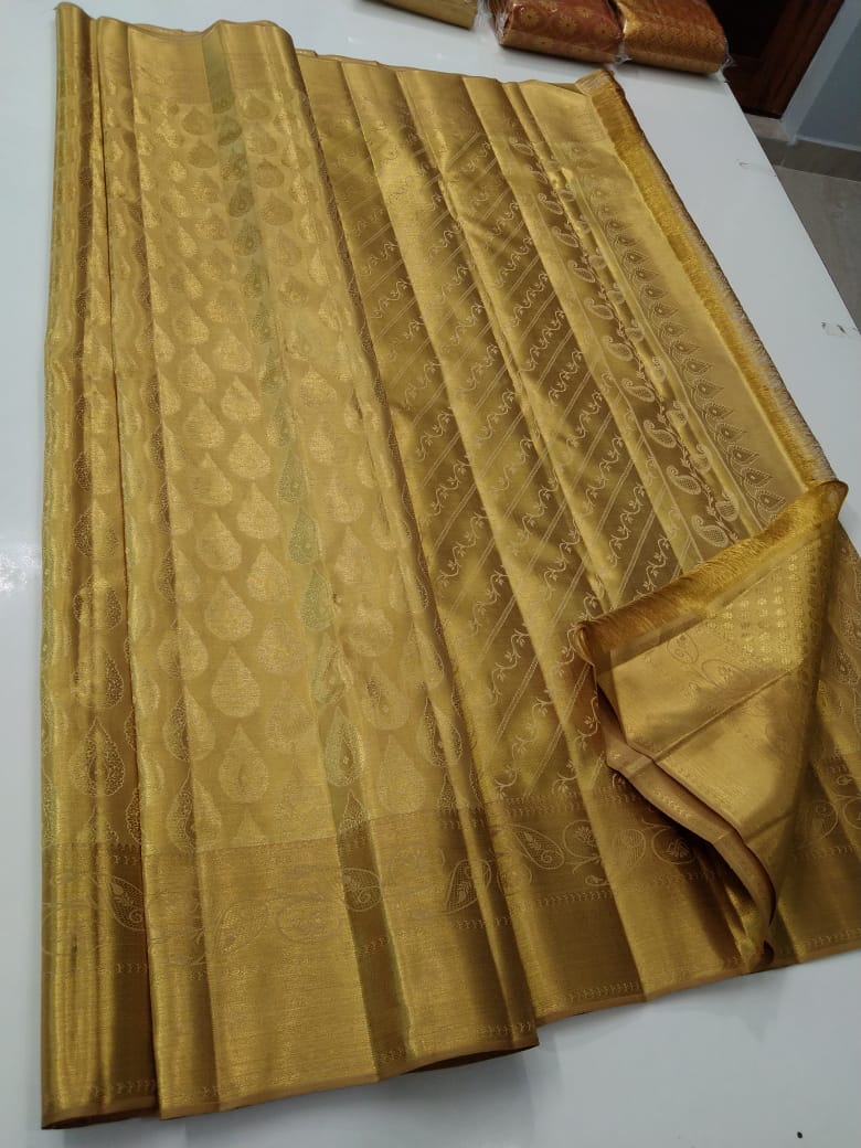 Classic Antique Gold Bridal Elegance Kanchipuram Handloom Silk Saree SS16445