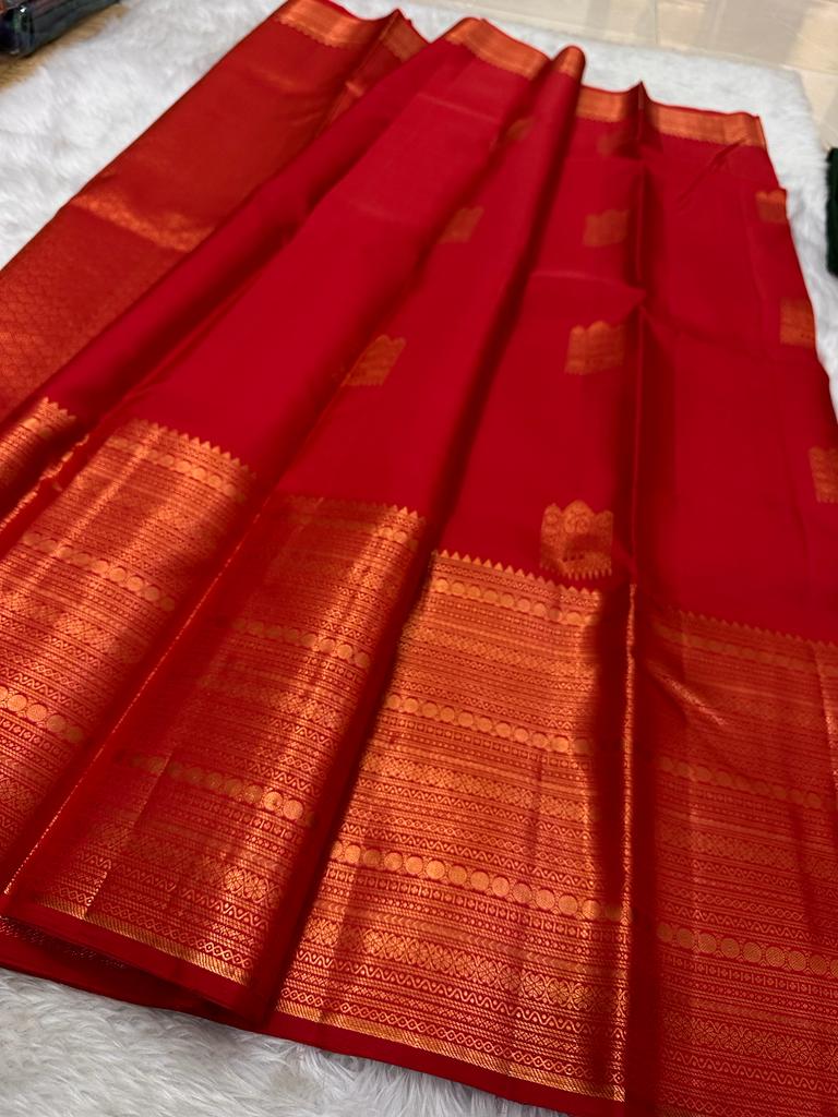 Crimson Red Bridal Elegance Kanchipuram Handloom Silk Saree SS16462