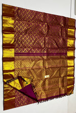 Load image into Gallery viewer, Classic Maroon Brocade Bridal Elegance Kanchipuram Handloom Silk Saree SS16464
