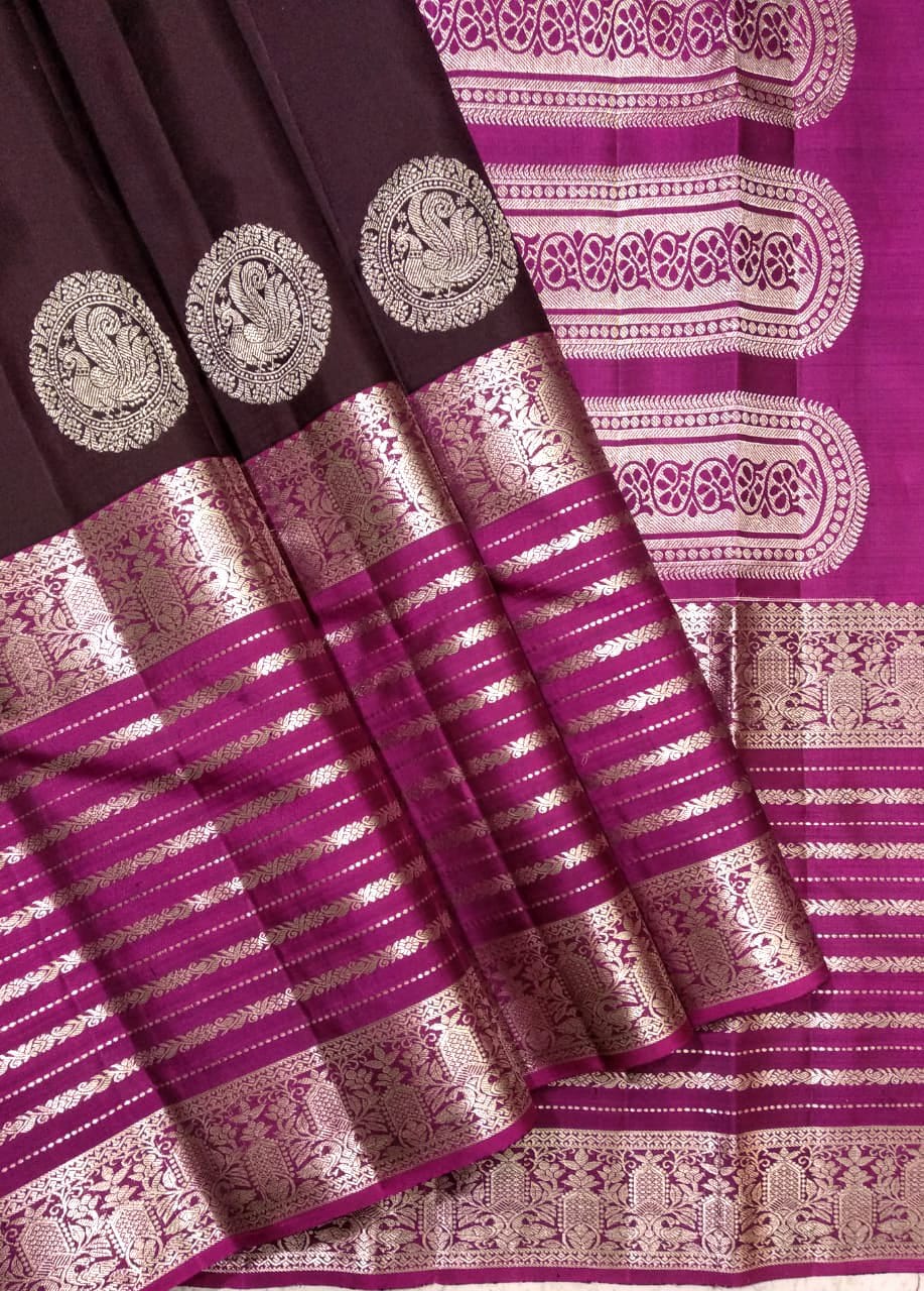 Classic Espresso Brown & Orchid Pink 2gm Zari Elegance Kanchipuram Handloom Silk Saree SS16465