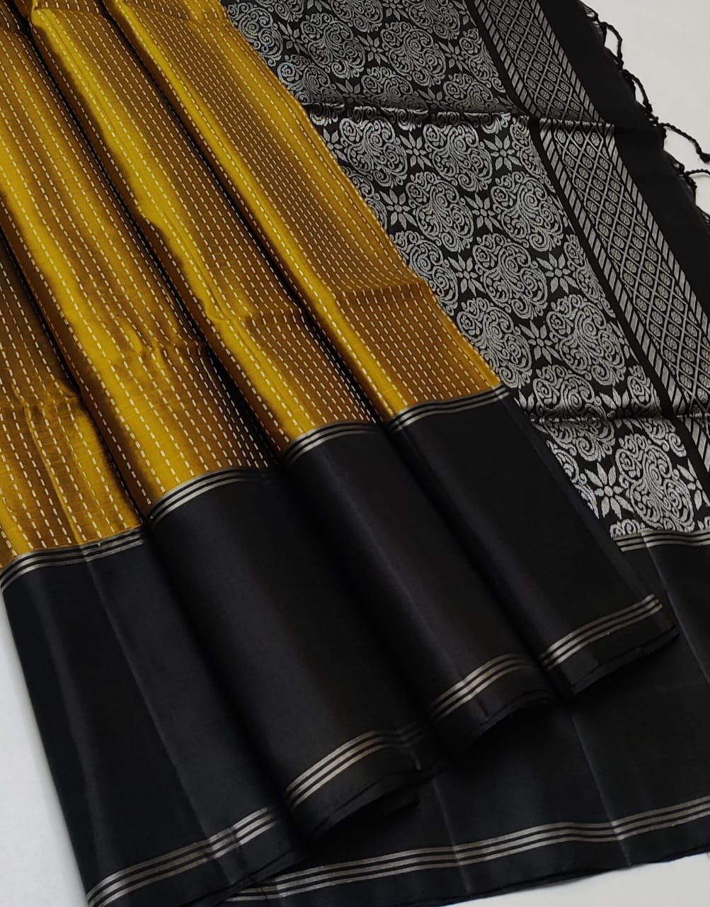 Golden Mustard & Black Double Warp Elegance Kanchipuram Handloom Soft Silk Saree SS17046
