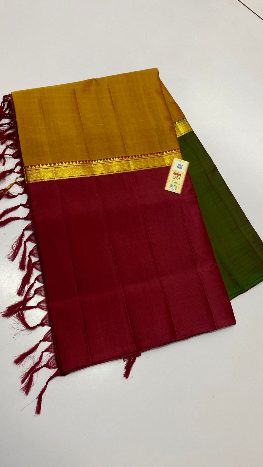 Tricolor Olive Green Mustard Elegance Kanchipuram Handloom Silk Saree SS17132
