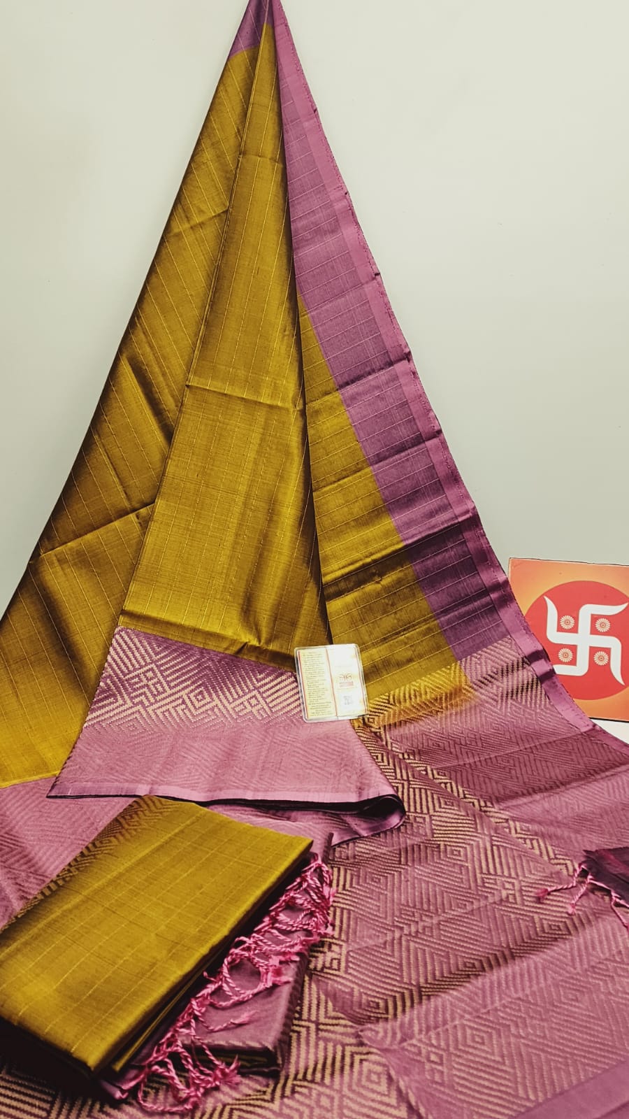 Golden Mustard & Onion Pink Double Warp Elegance Kanchipuram Handloom Soft Silk Saree SS17164