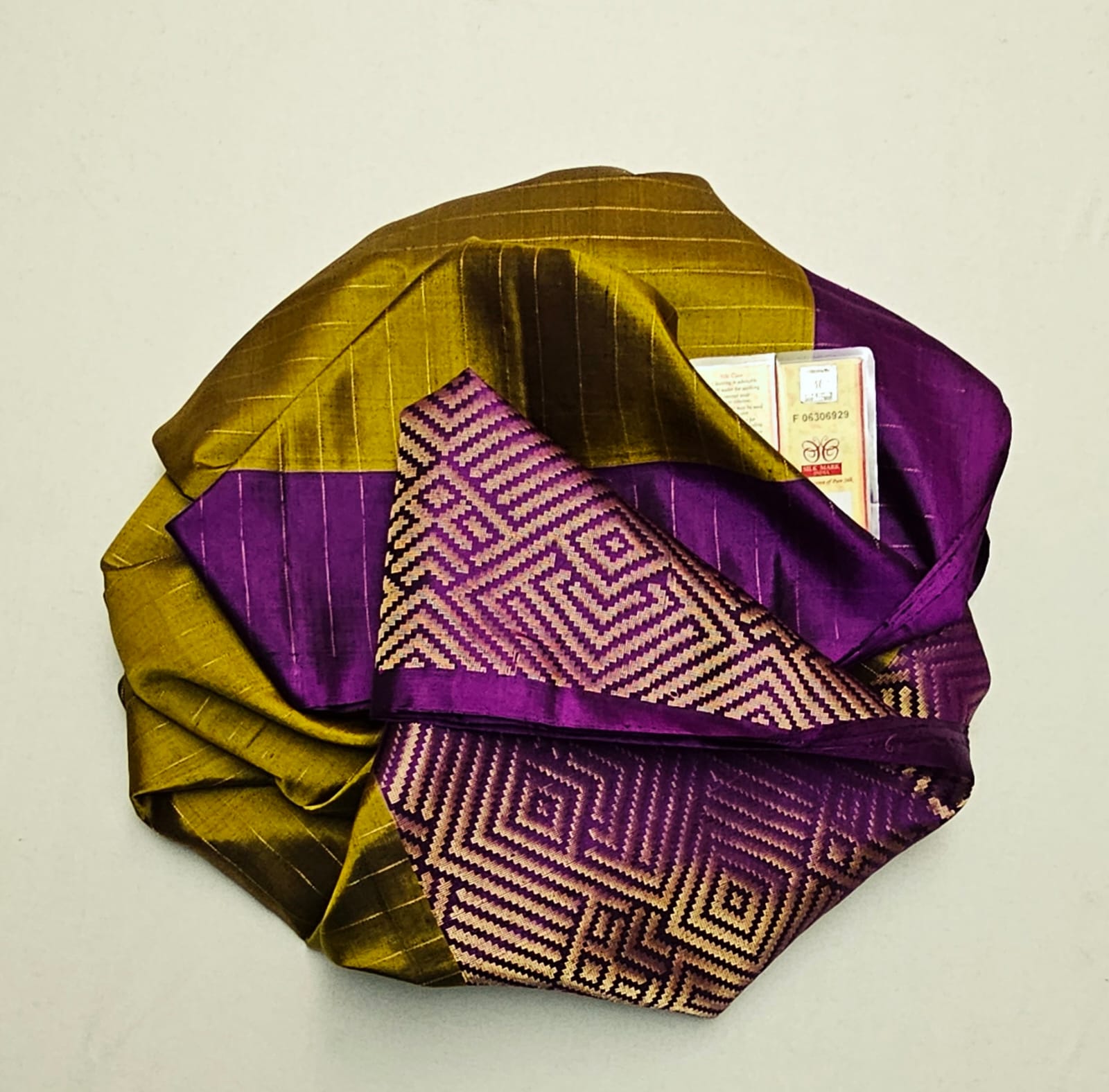 Mustard & Wine Purple Double Warp Elegance Kanchipuram Handloom Soft Silk Saree SS17167