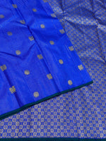 Load image into Gallery viewer, Classic Robin Blue Vaira Oosi Checks 2gm Zari Elegance Kanchipuram Handloom Silk Saree SS17172

