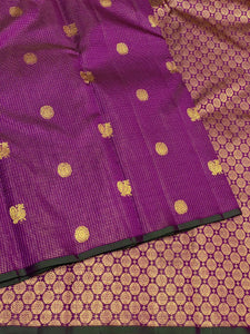 Classic Berry Plum Vaira Oosi Checks 2gm Zari Elegance Kanchipuram Handloom Silk Saree SS17173