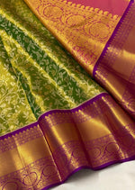 Load image into Gallery viewer, Pastel Mehendi Green &amp; Wine Red 2gm Zari Bridal Elegance Kanchipuram Handloom Silk Saree SS17178
