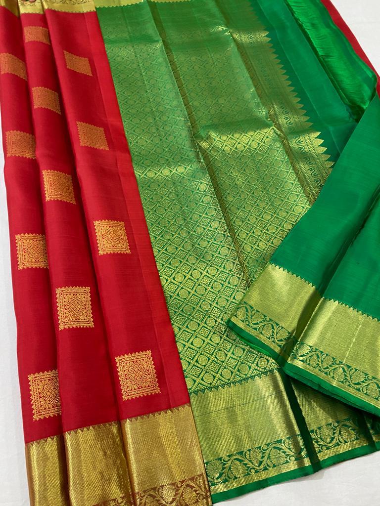 Chilly Red & Glow Green Elegance Kanchipuram Handloom Silk Saree SS17194