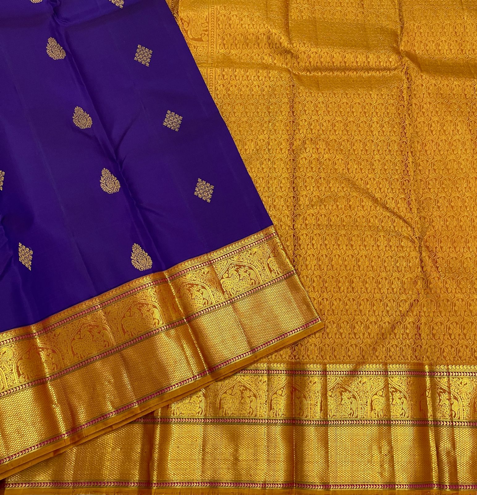 Classic  Violet & Apricot Orange 1gm Zari Elegance Kanchipuram Handloom Silk Saree SS17314