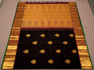 Classic Charcoal Black & Magenta Bridal Elegance Kanchipuram Handloom Silk Saree SS17580