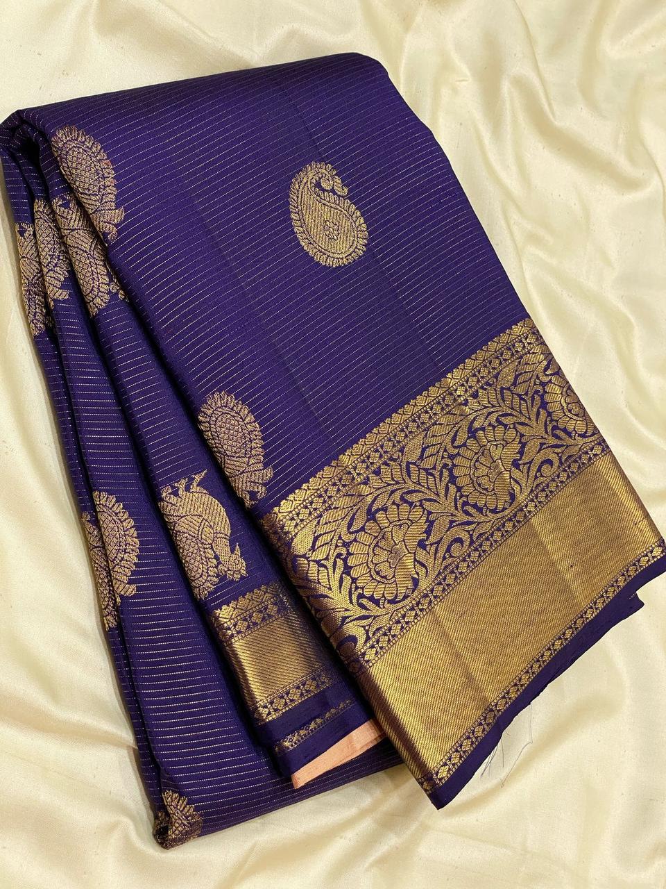 Classic Navy Blue & Bisque Beige 2gm Zari Vaira Oosi Elegance Kanchipuram Handloom Silk Saree SS24615