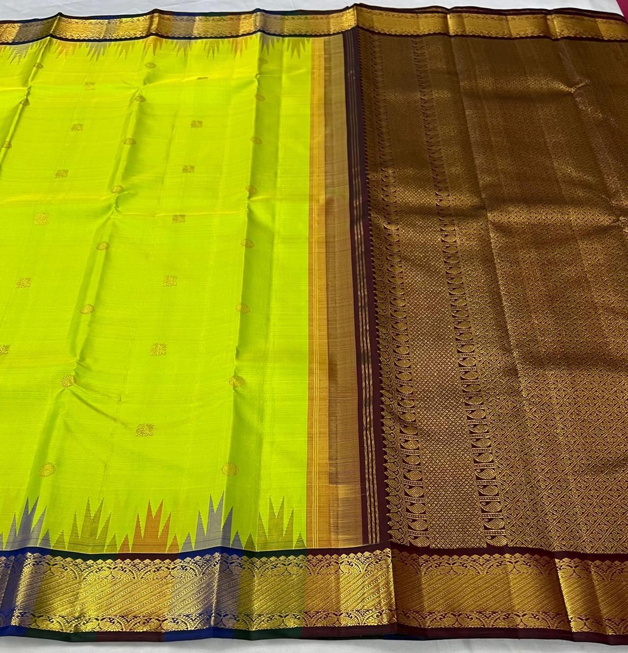 Classic Neon Green & Maroon 2gm Zari Elegance Kanchipuram Handloom Silk Saree SS24613