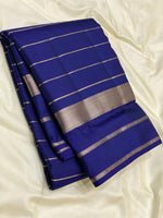 Load image into Gallery viewer, Classic Navy Blue 2gm Zari Beldari Elegance Kanchipuram Handloom Silk Saree SS24604
