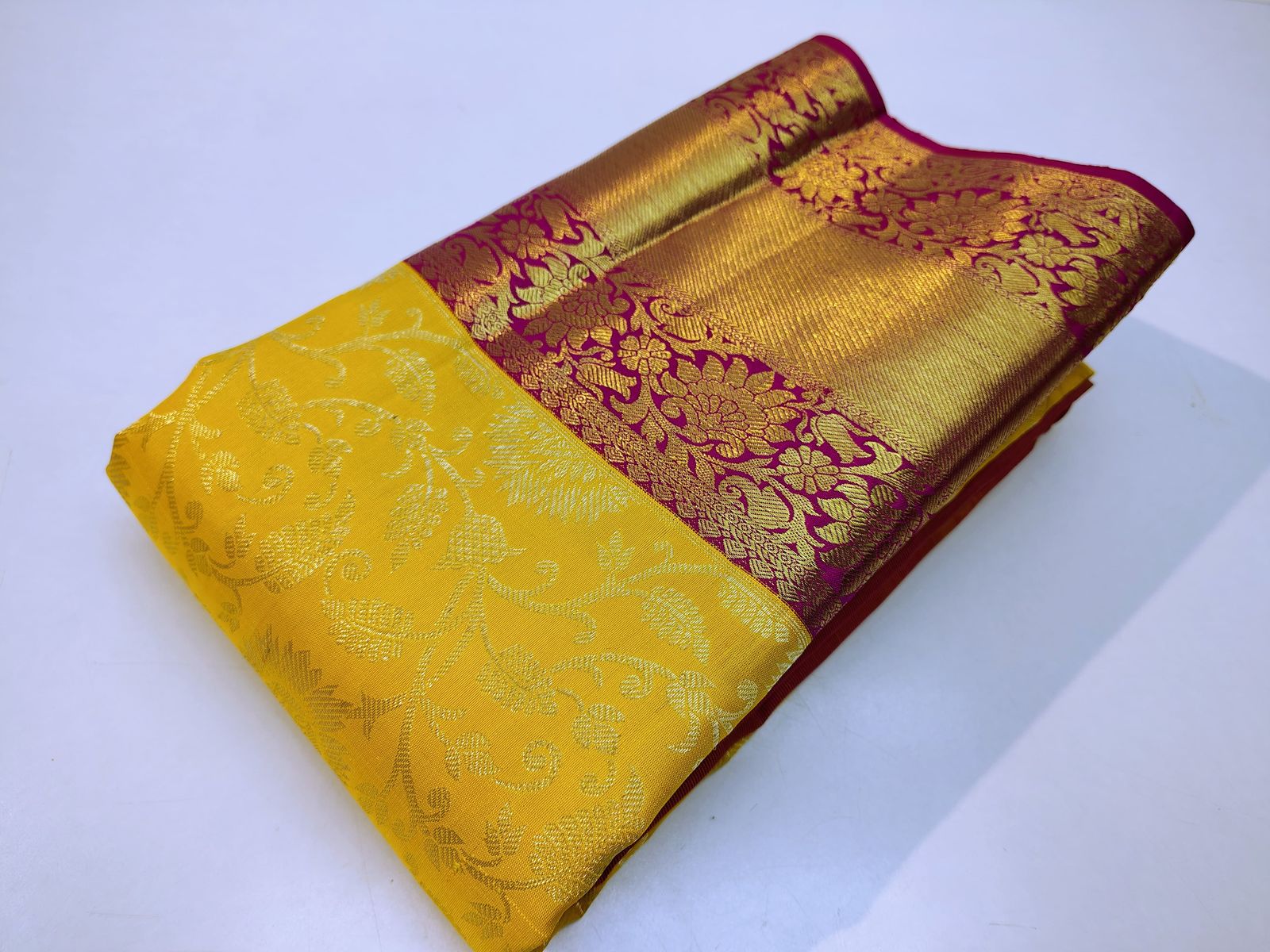 Classic Golden Yellow & Deep Pink 2gm Silver Zari Elegance Kanchipuram Handloom Silk Saree SS24597