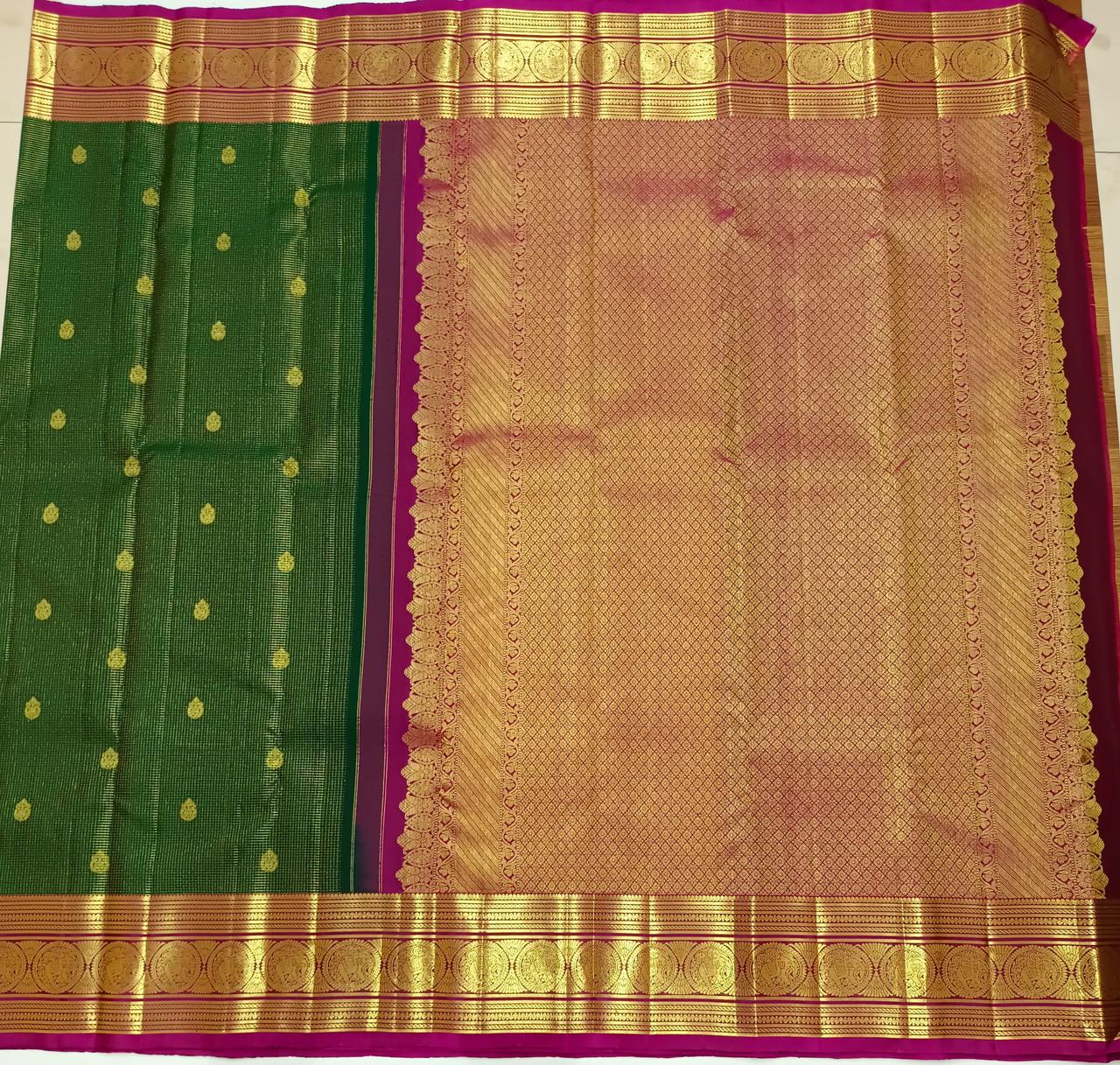 Classic Bottle Green & Magenta 2gm Zari Vaira Oosi Elegance Kanchipuram Handloom Silk Saree SS24596