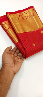 Load image into Gallery viewer, Classic Reddish Maroon 2gm Zari Bridal Elegance Kanchipuram Handloom Silk Saree SS24594
