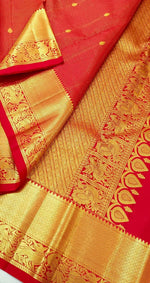 Load image into Gallery viewer, Classic Reddish Maroon 2gm Zari Bridal Elegance Kanchipuram Handloom Silk Saree SS24594
