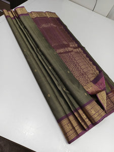 Classic Dark Moss Green & Berry Plum Elegance Kanchipuram Handloom Silk Saree SS24627