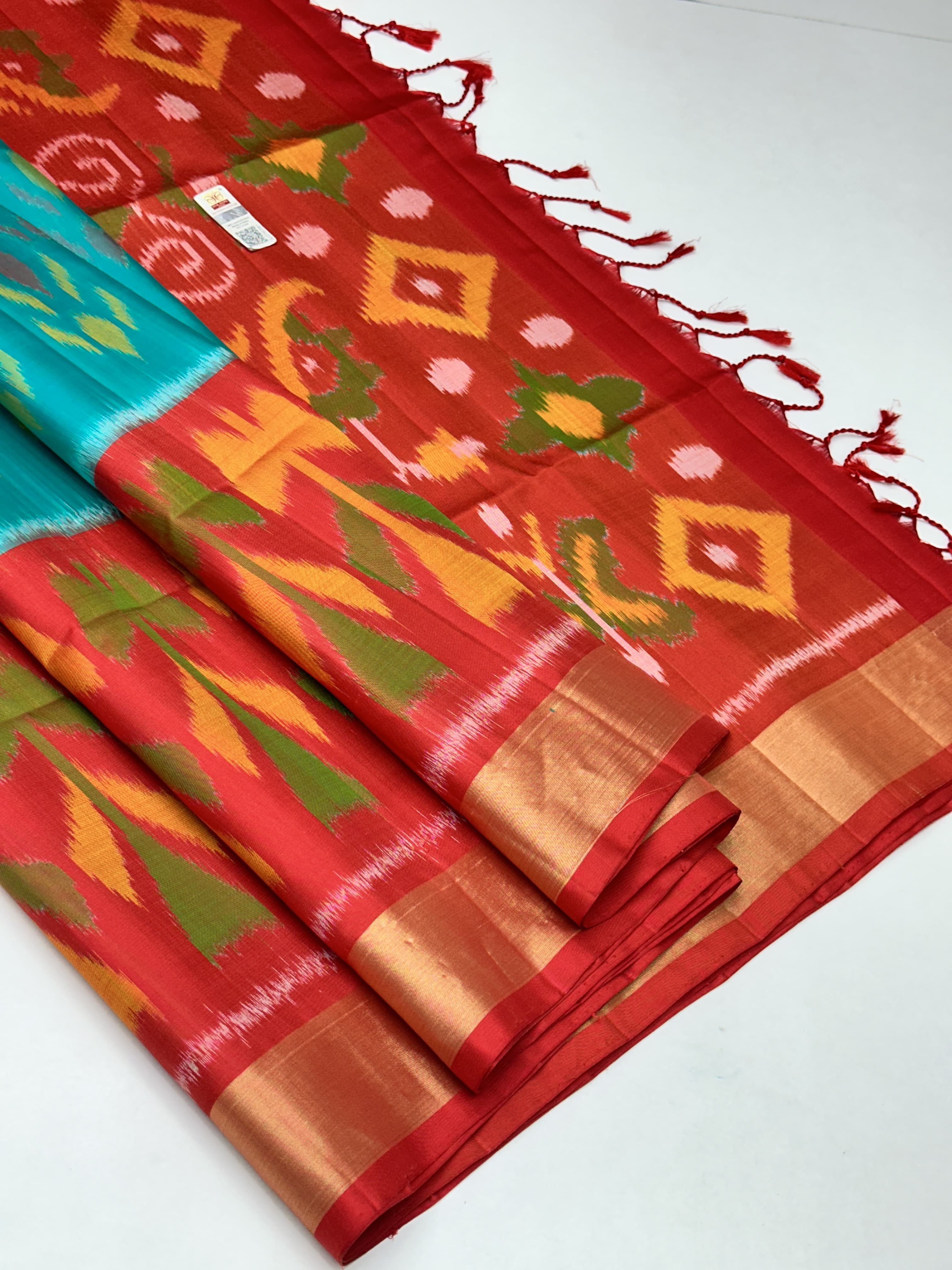 Classic Teal Green & Red Pochampalli Elegance Handloom Soft Silk Saree SS24677