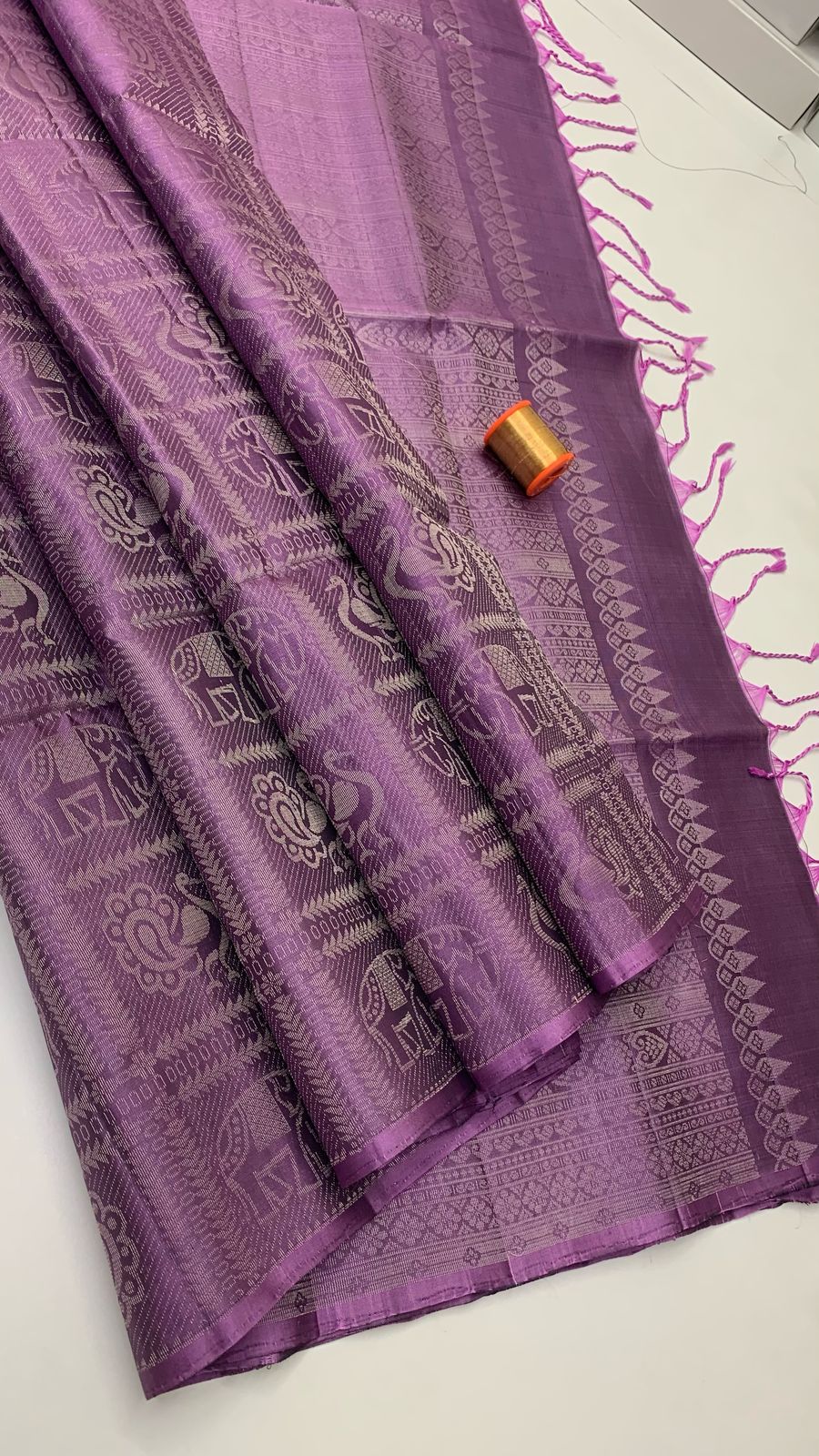 Classic Mauve Elegance Handloom Soft Silk Saree SS24652