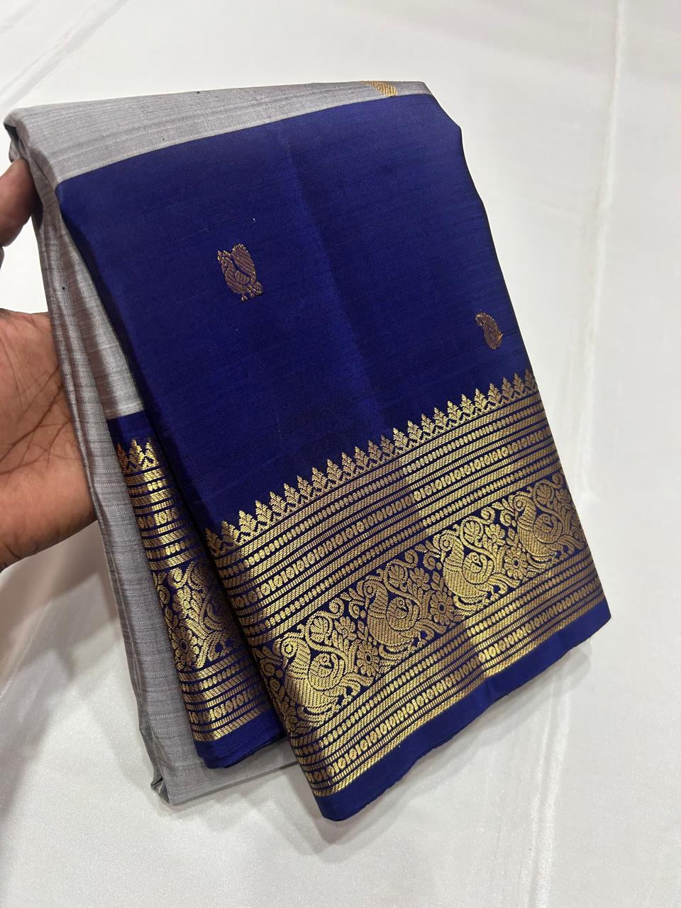 Classic Grey & Navy Blue 2gm Silver Zari Elegance Kanchipuram Handloom Silk Saree SS24799