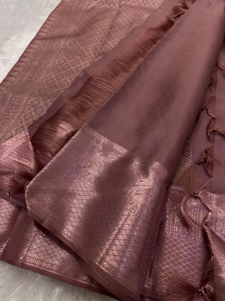 Classic Dusky Pink 2gm Zari Bridal Elegance Kanchipuram Handloom Silk Saree SS24798