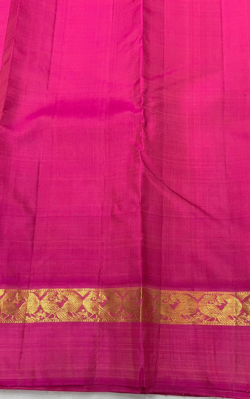 Classic Shaded Grey & Dark Pink 2gm Zari Elegance Kanchipuram Handloom Silk Saree SS24805