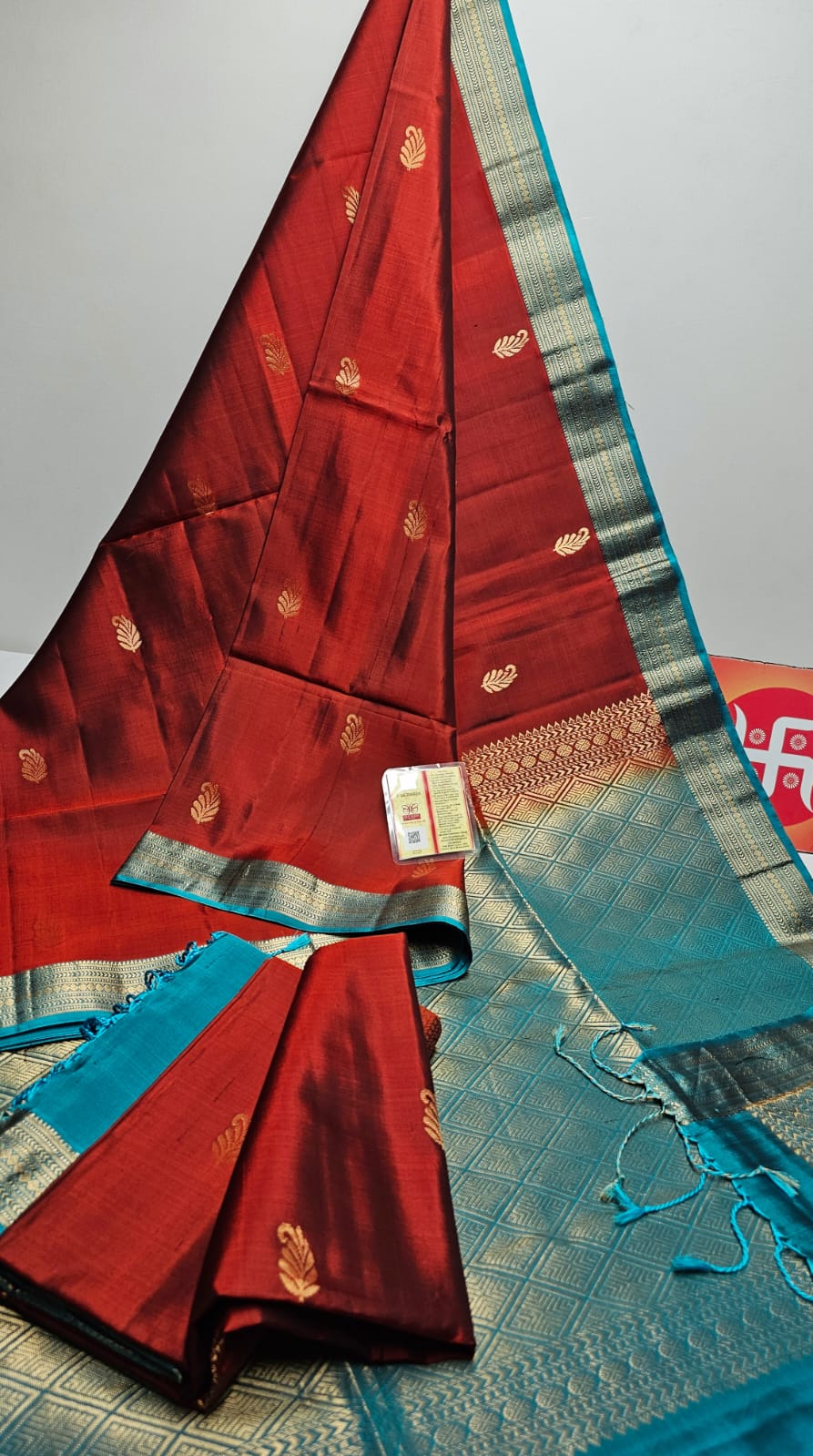 Classic Scarlet Red & Teal Blue Elegance Handloom Soft Silk Saree SS25492