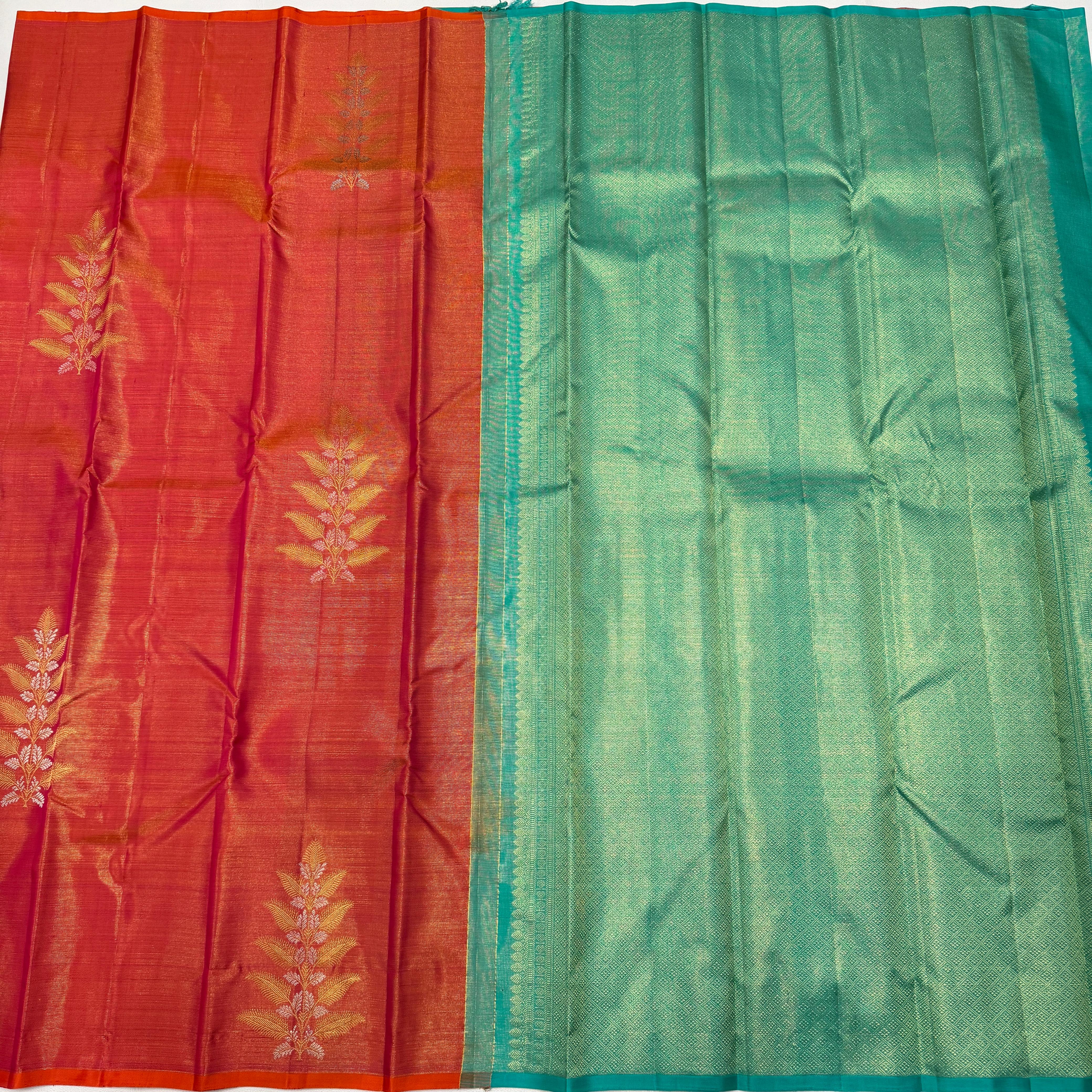 Classic Apricot Orange & Turquoise Green Elegance Kanchipuram Handloom Silk Saree SS25477