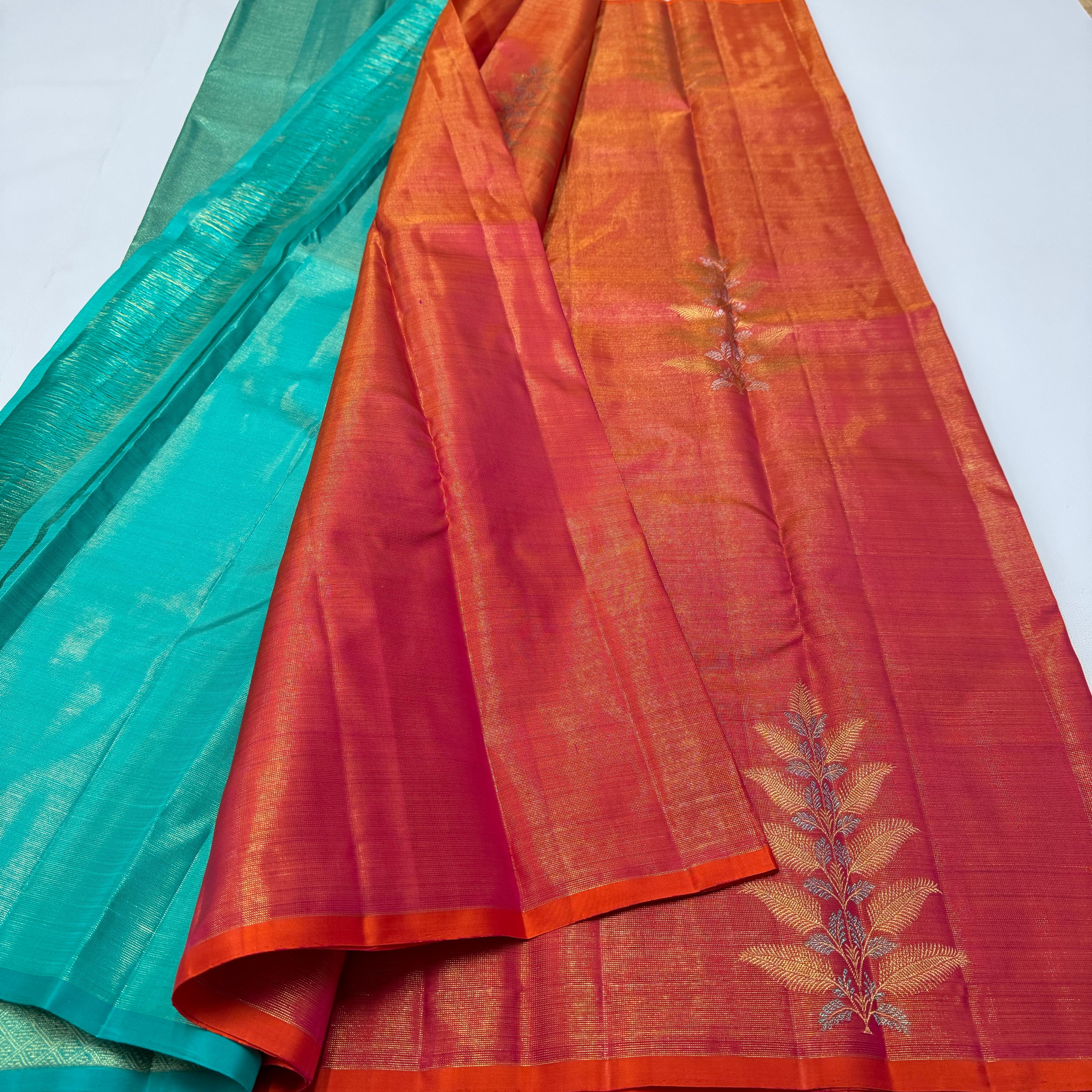 Classic Apricot Orange & Turquoise Green Elegance Kanchipuram Handloom Silk Saree SS25477