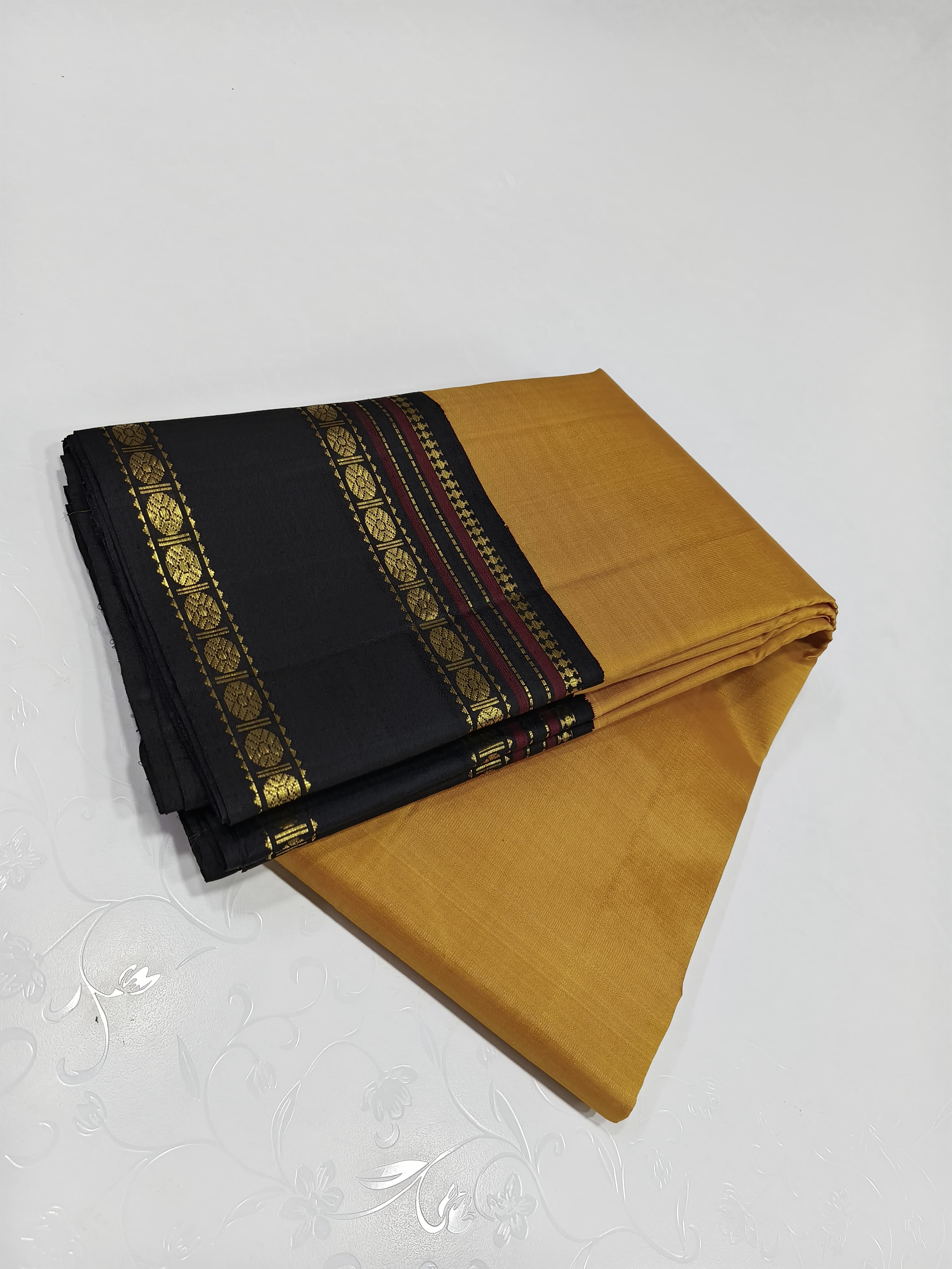 Classic Mango Yellow & Carbon Black 2gm Zari Elegance Kanchipuram Handloom Silk Saree SS25477