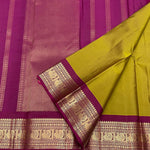 Load image into Gallery viewer, Classic Gold &amp; Rhubarb Purple 2gm Zari Kanchipuram Handloom Silk Saree SS25522
