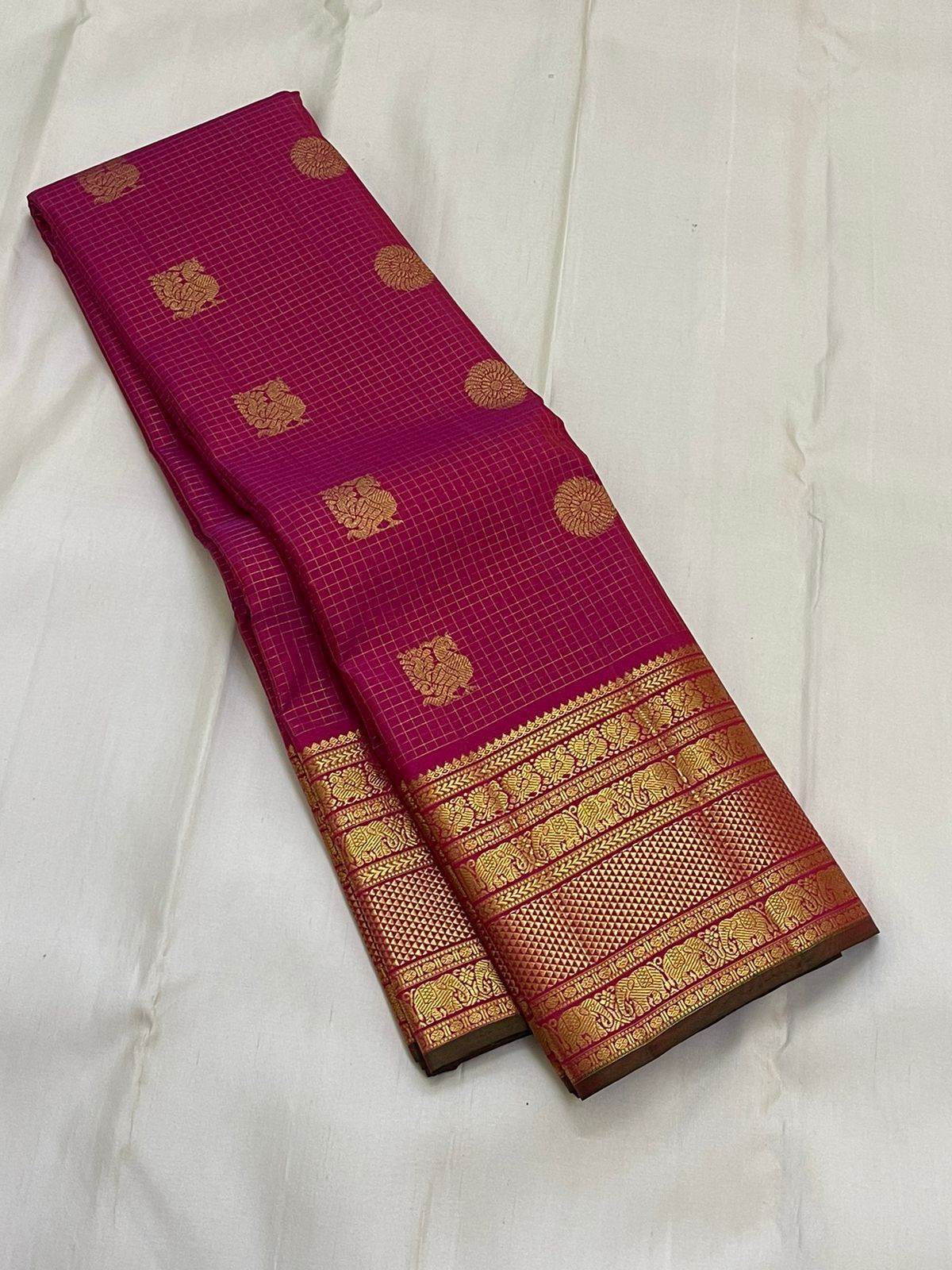 Classic Berry Pink 1gm Zari Kanchipuram Handloom Silk Saree SS25853