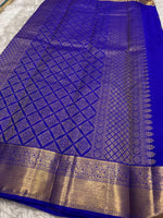 Load image into Gallery viewer, Classic Robin Blue Elegance Kanchipuram Handloom Silk Saree SS27829
