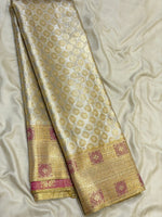 Load image into Gallery viewer, Classic Pearl Cream Bridal Elegance Kanchipuram Handloom Silk Saree SS28049
