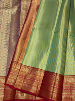 Load image into Gallery viewer, Classic Golden Lime Green Bridal Elegance Kanchipuram Handloom Silk Saree SS28056
