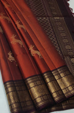 Load image into Gallery viewer, Classic Cinnamon Brown &amp; Walnut Brown Double Warp Elegance Handloom Soft Silk Saree SS28383
