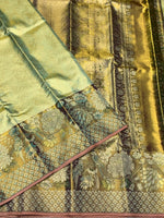 Load image into Gallery viewer, Classic Pastel Blue Shimmer Gold 2gm Zari Tissue Bridal Elegance Kanchipuram Handloom Silk Saree SS28404
