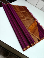 Load image into Gallery viewer, Classic Dark Wine Red &amp; Mustard 2gm Zari Vintage Elegance Kanchipuram Handloom Silk Saree SS28418
