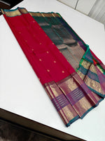 Load image into Gallery viewer, Classic Pinkish Rose &amp; Peacock Green 2gm Zari Elegance Kanchipuram Handloom Silk Saree SS28425
